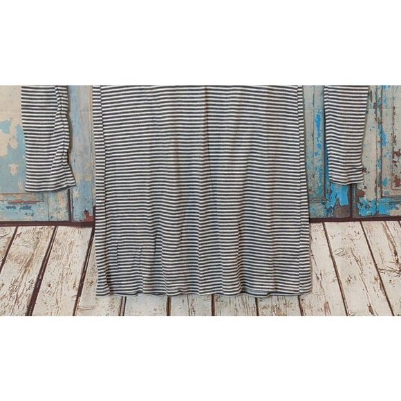 Lamade Womens Size Medium Gray  Striped V Neck Long Sleeve Sweater Dress Stretch - Picture 2 of 7